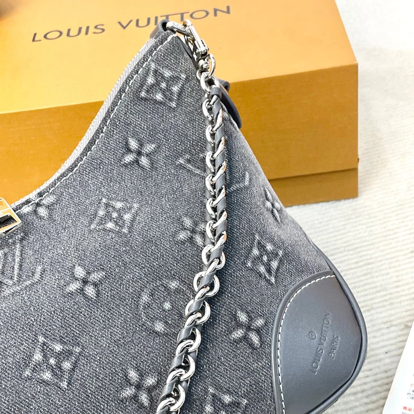 Classic Canvas Croissant Bag 1426011303
