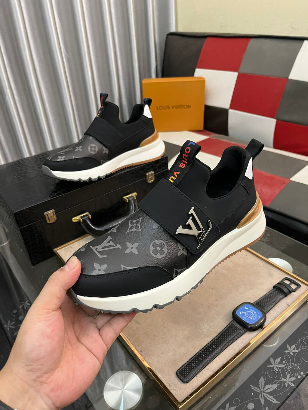 L fashion print rubber sole sneakers 0724120902
