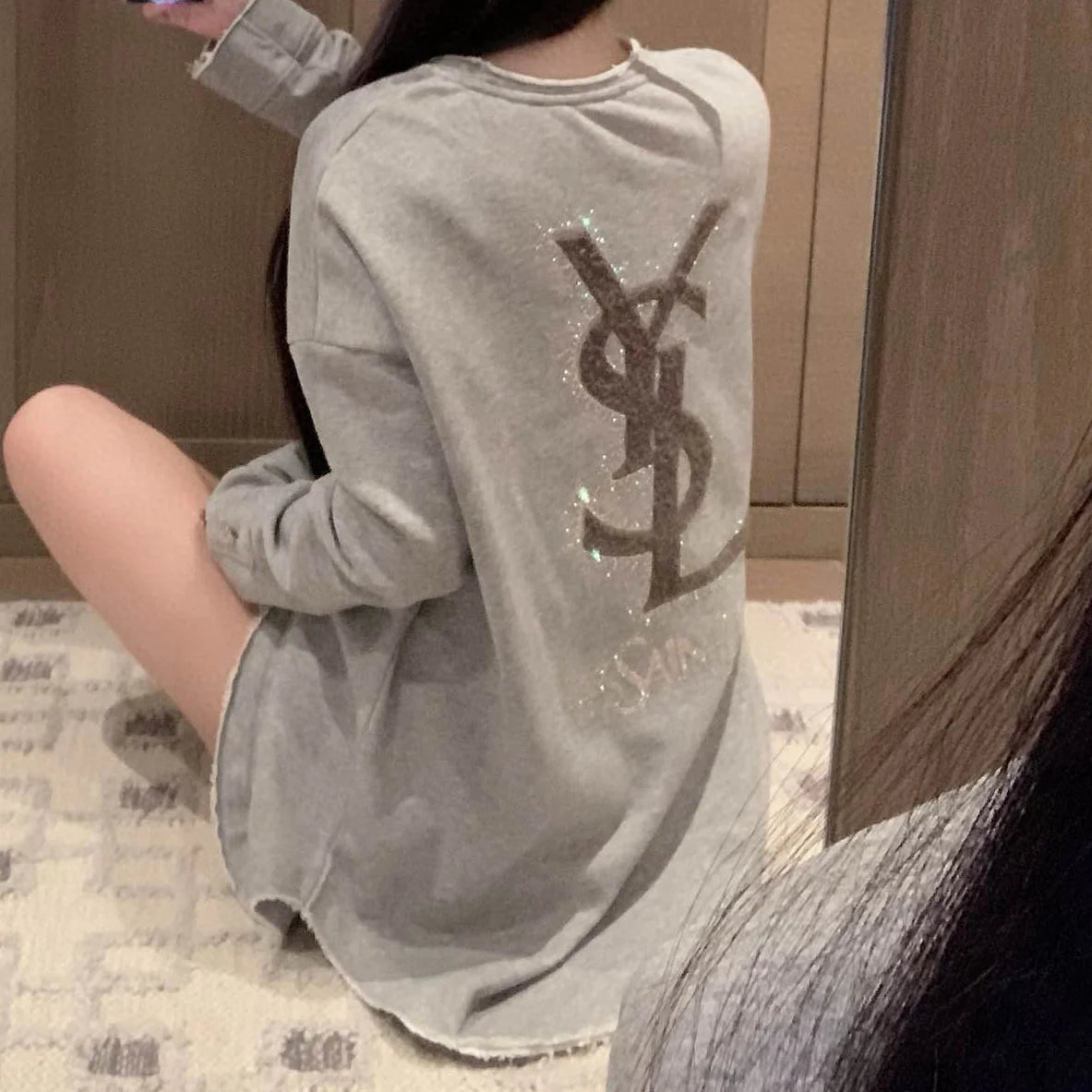 Curved Hem Crewneck Sweatshirt 1025102703