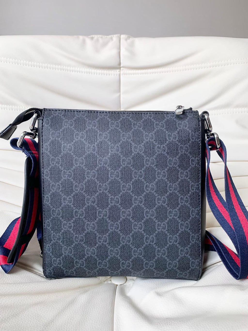 G Fashionable men's single-shoulder crossbody bag 0725061801