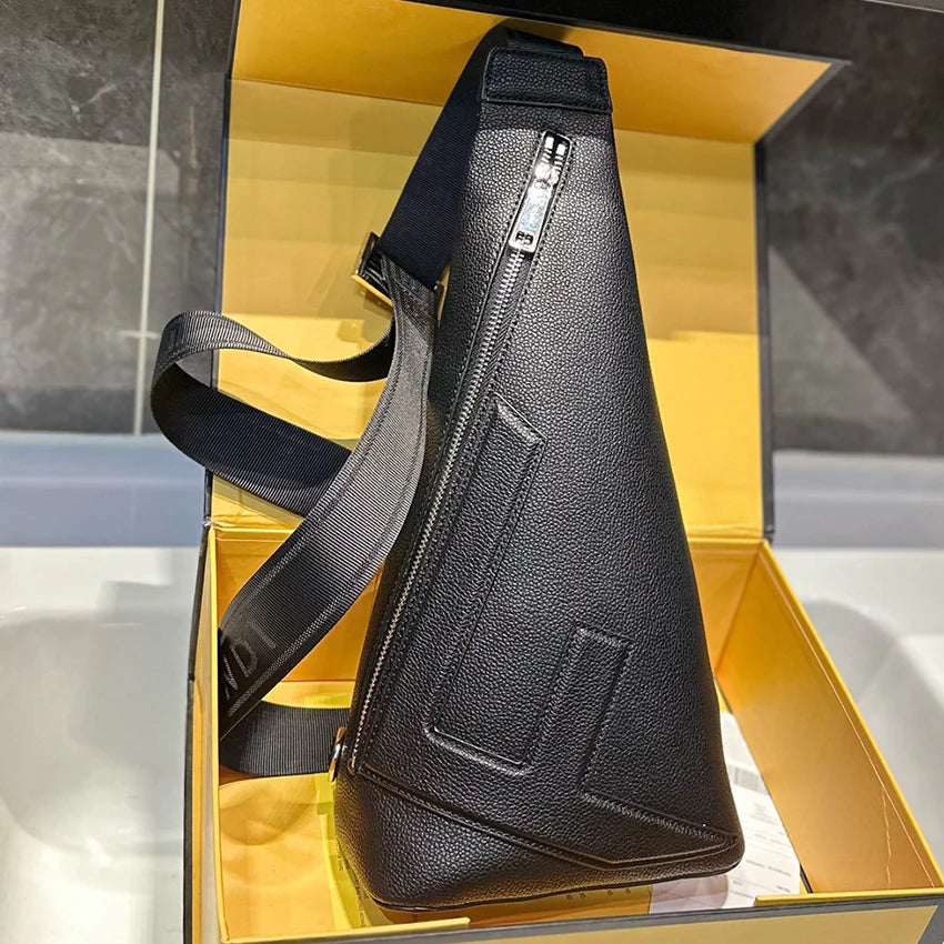 New fashionable and versatile men's chest bag　1024072824