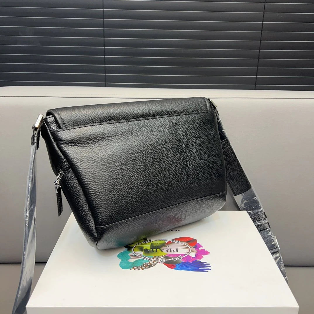 New fashion men's versatile crossbody bag 1024011013