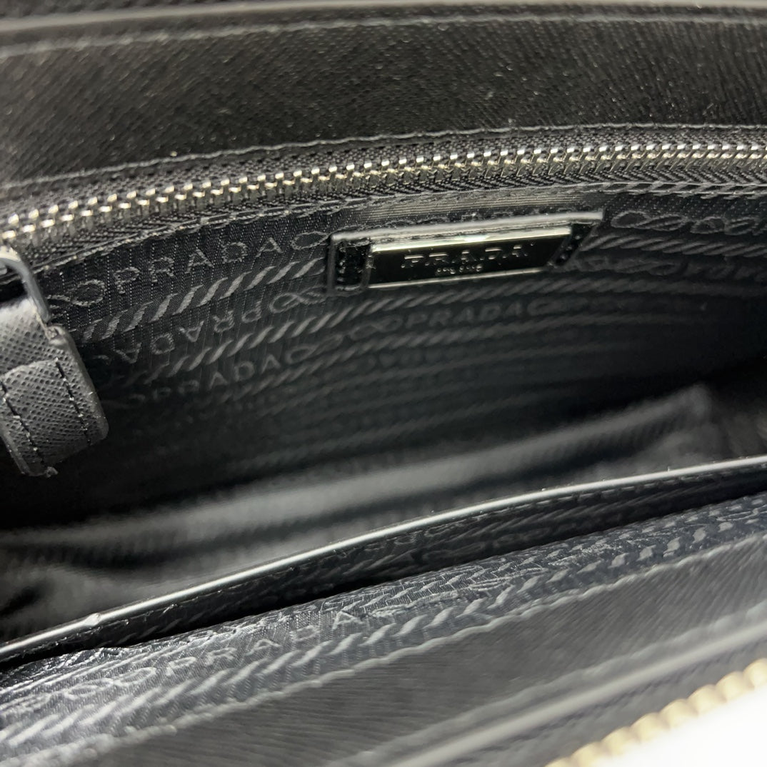 P triangle logo clutch bag clip bag men's bag 0724101414