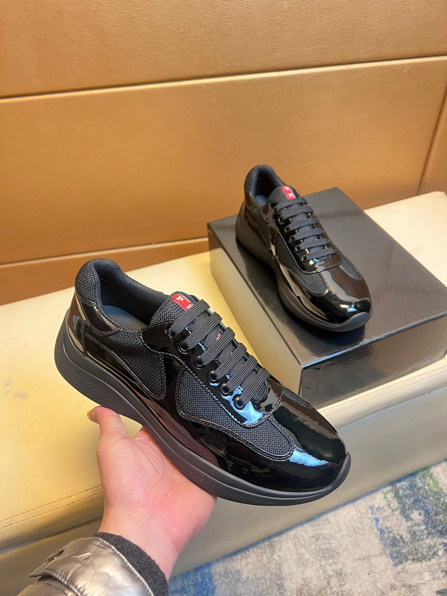 P classic patent leather sneakers 0724112004