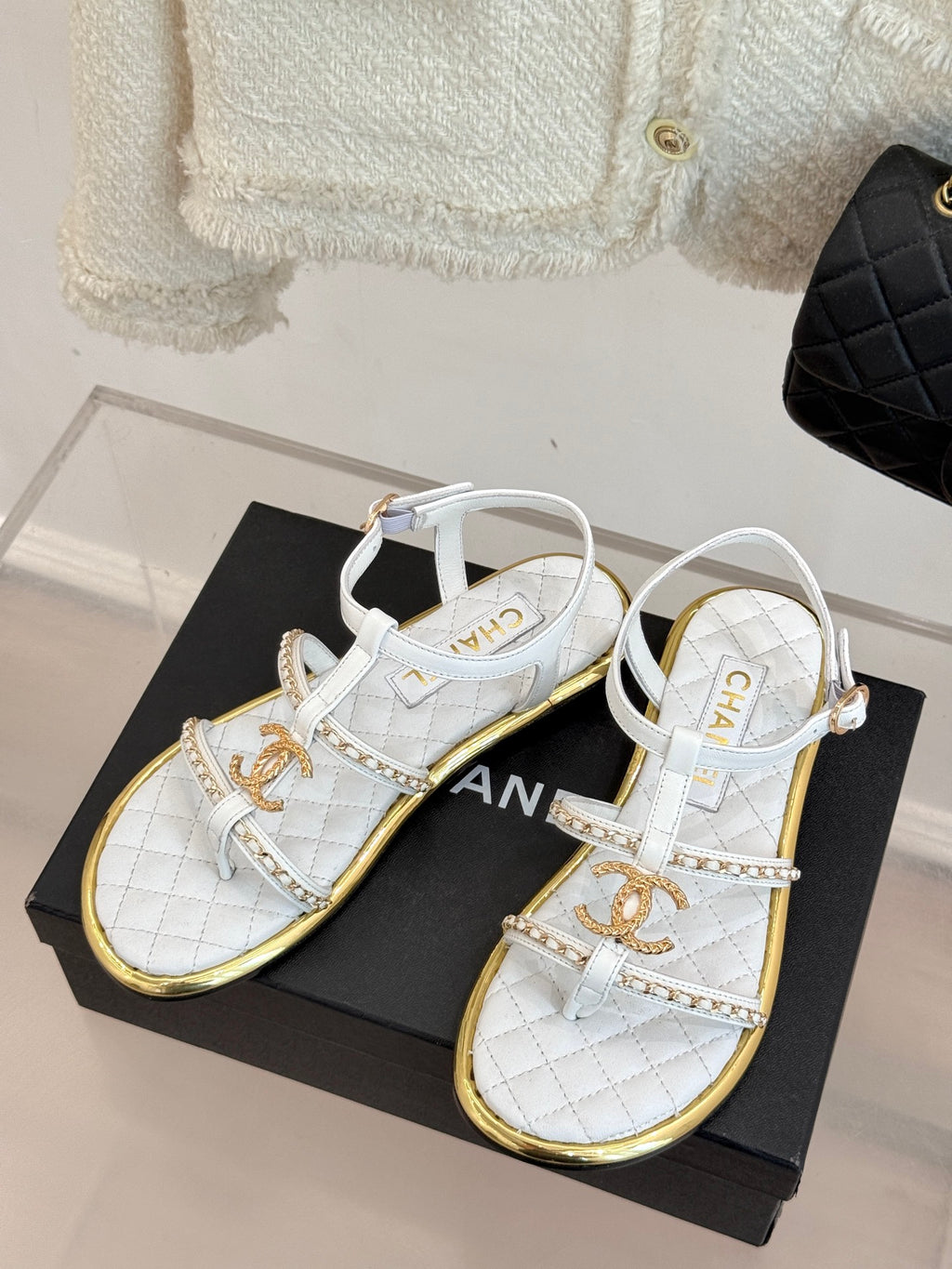 flat chain double C sandals 0725042806
