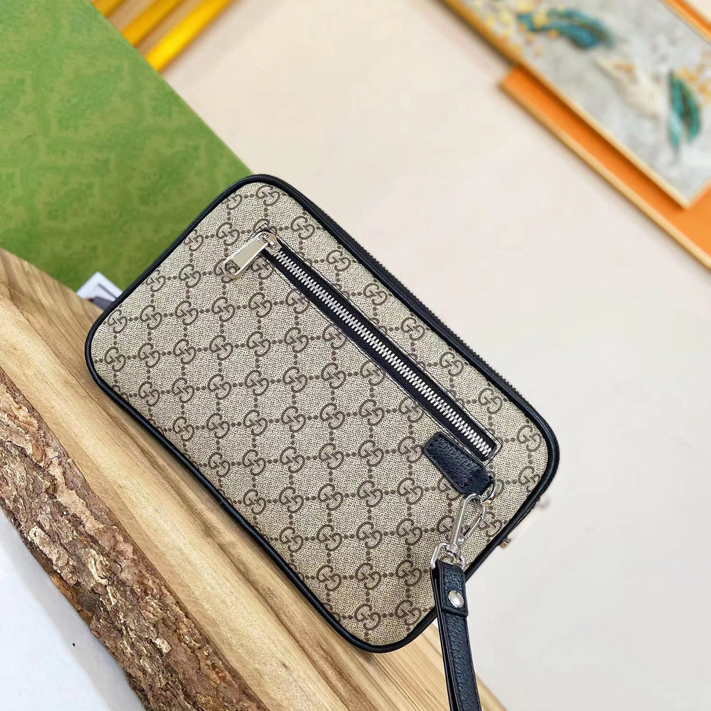 Classic Clutch 001