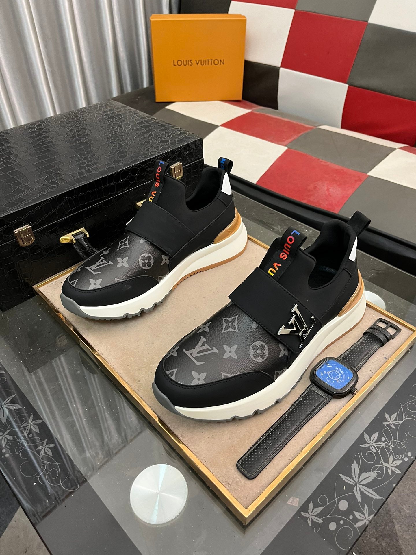 L fashion print rubber sole sneakers 0724120902