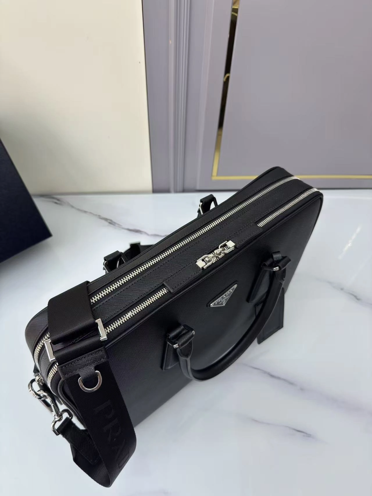P Business Handbag 0725121106