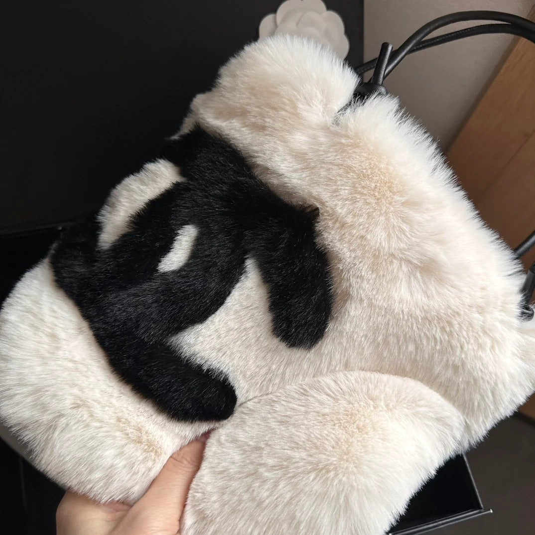 New Fashion White C Logo Women's fashion BagsXC052024012301