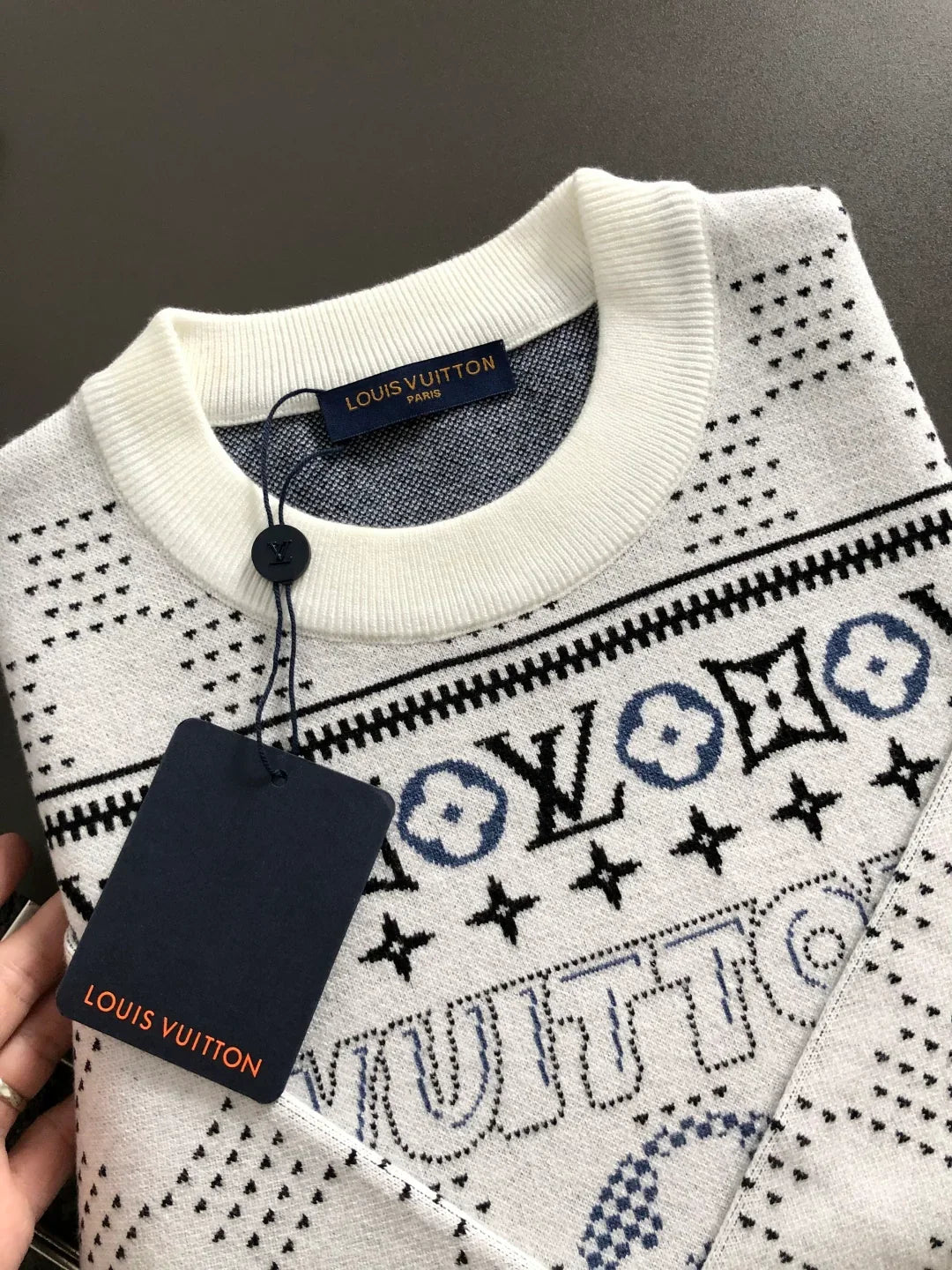Crew-neck knit wool sweater 1025101410