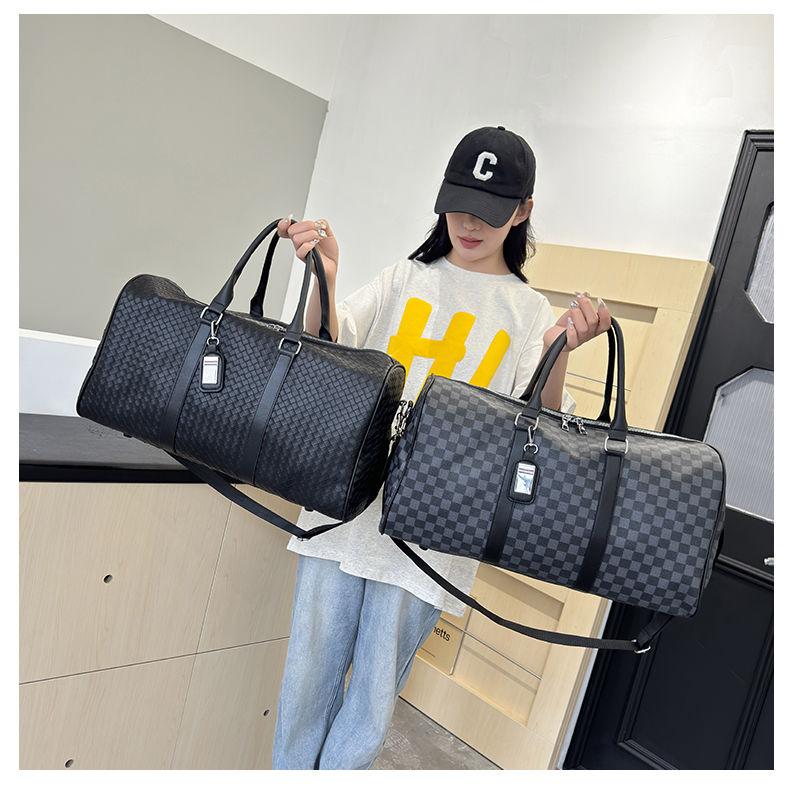 Fashion Travel Bag Large Capacity Portable Sports Crossbody Bag 1024060501