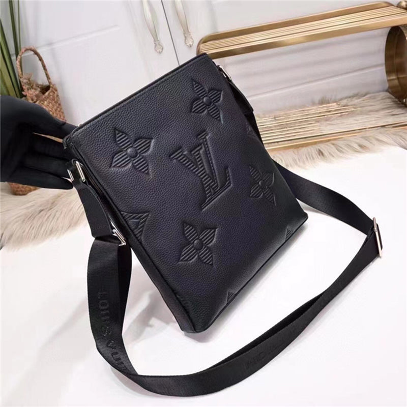 New men's fashion versatile crossbody bag WB1023101903