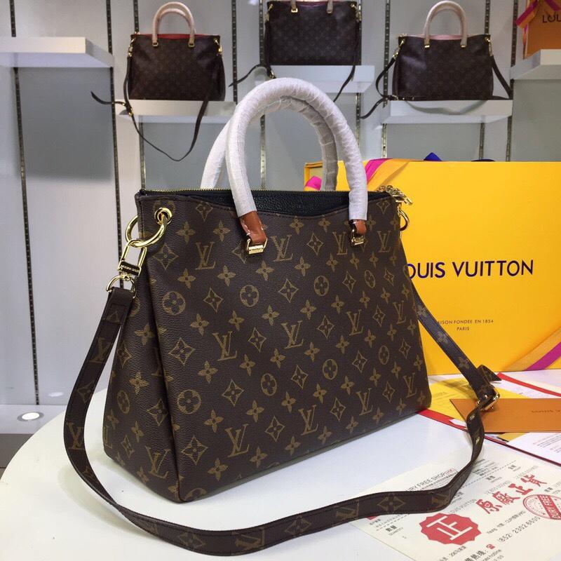 New classic fashion large capacity crossbody bag 1024012312
