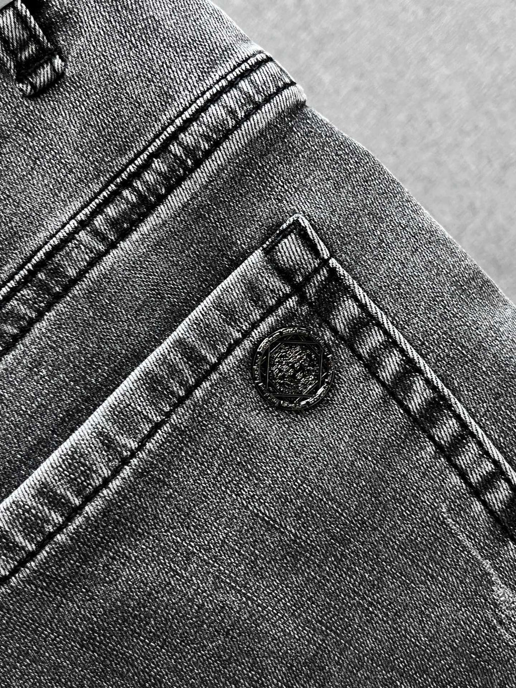 New Stylish Casual Denim Shorts 0726060305