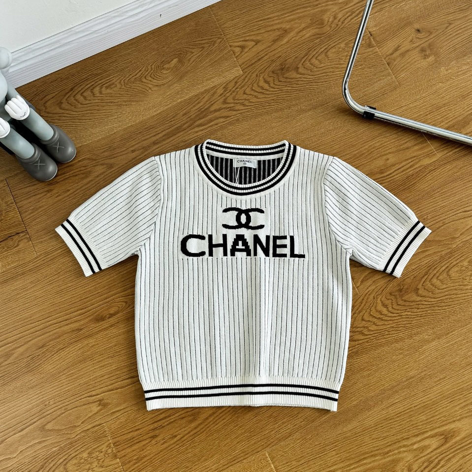 Color block letter embroidered vertical pattern round neck short sleeves 0724050904