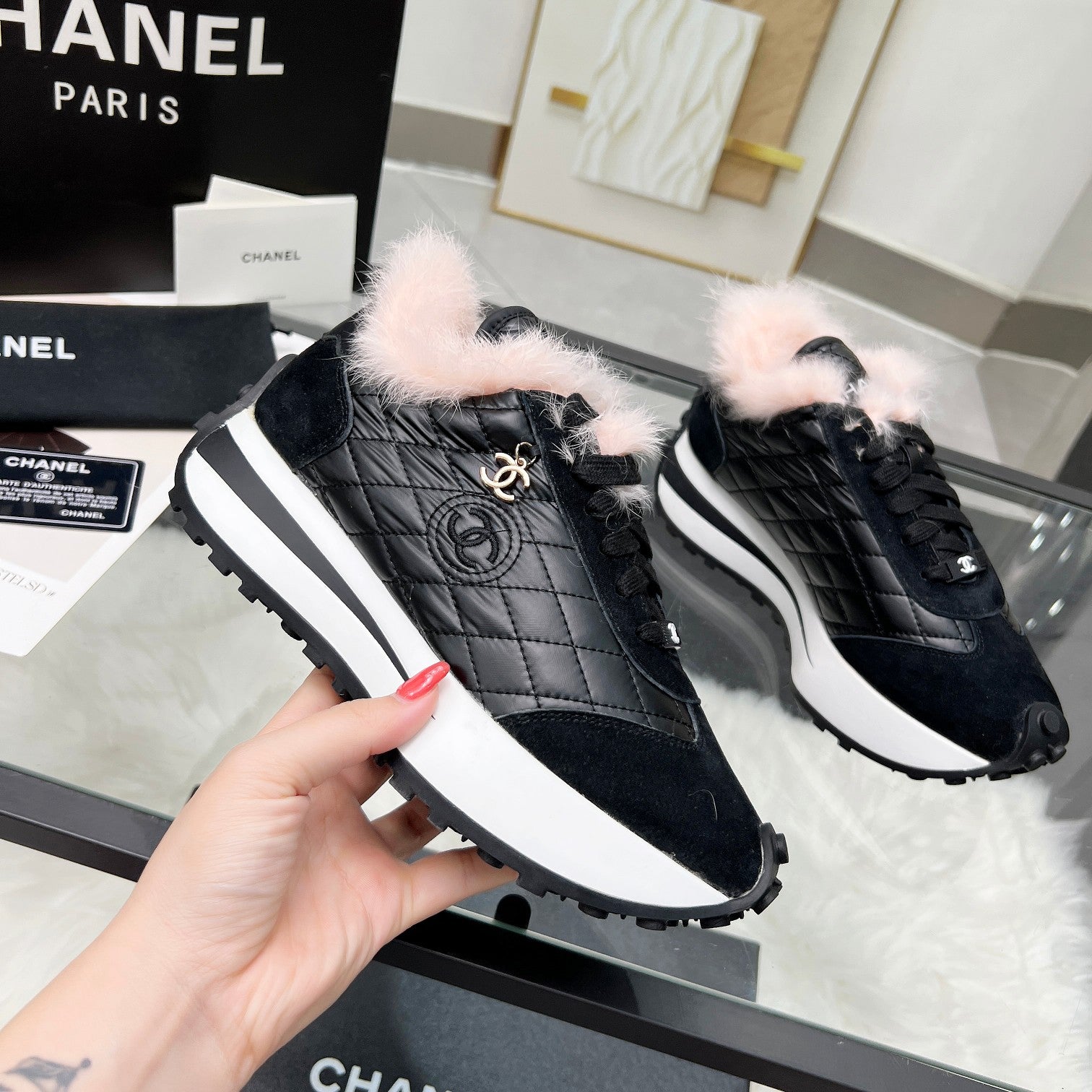 CH New Thick-soled Fashion Sneakers fb0424091109