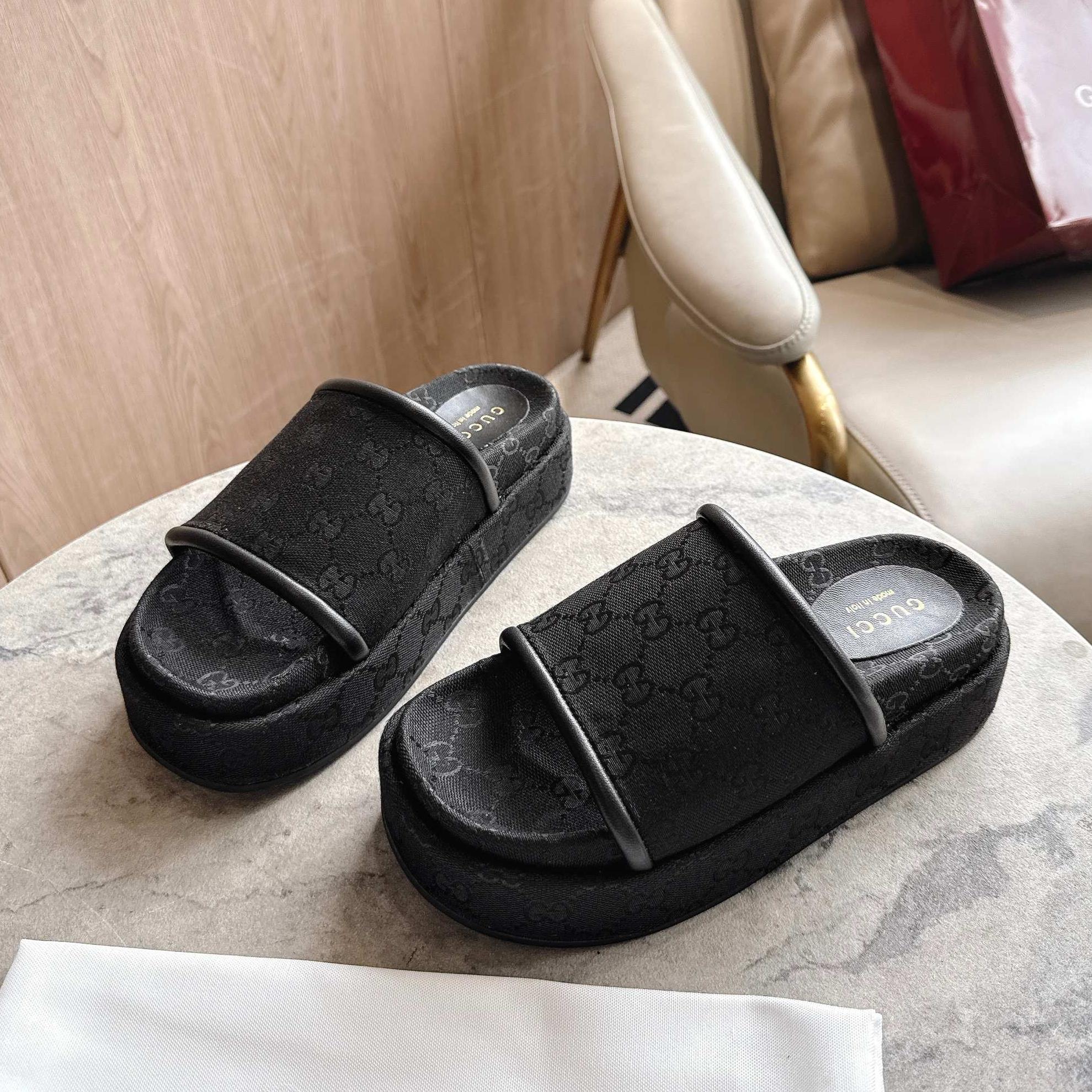 saddle buckle thick-soled slippers 0725101409