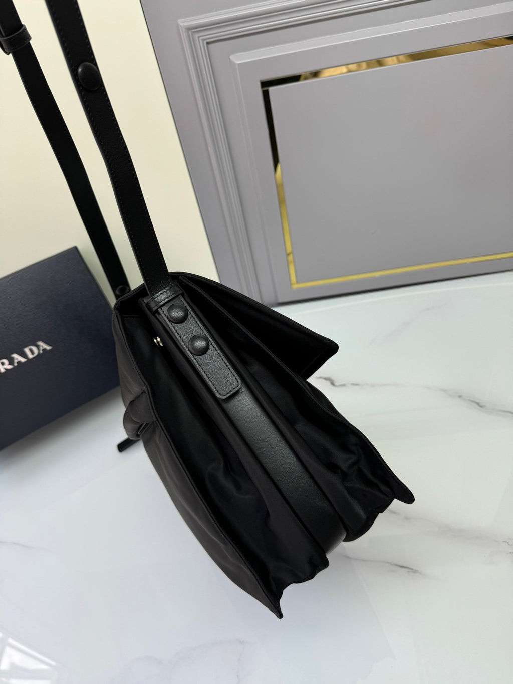 P Fashion Nylon Large Capacity Messenger Bag 0725012102