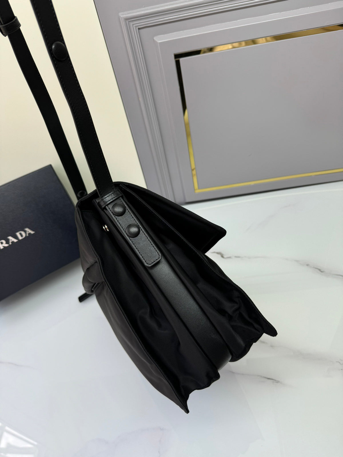 P Fashion Nylon Large Capacity Messenger Bag 0725012102
