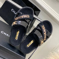 New fashionable and versatile sandals and slippers 1024070126