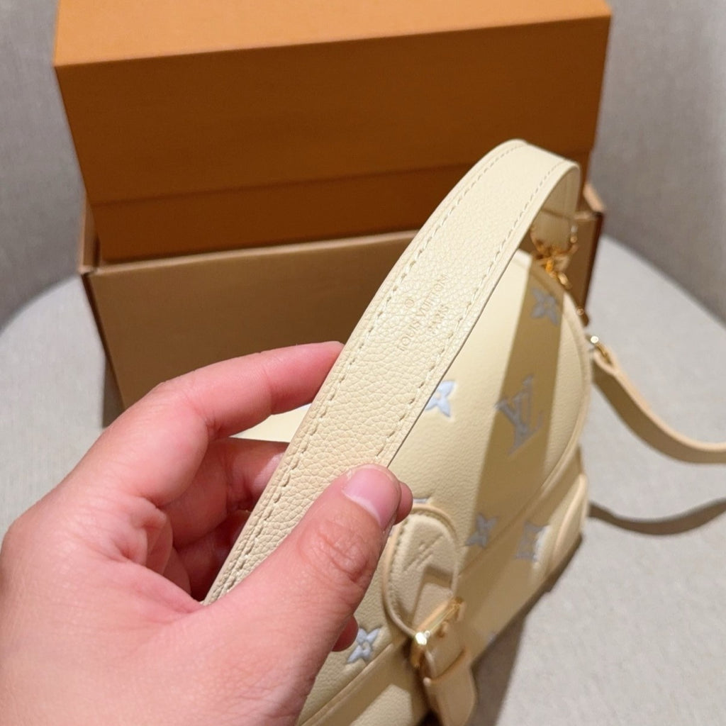 New Fashion  L Baguette bag M1026072804