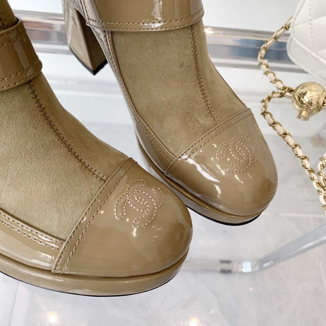 Fashionable Leather and Suede Boots 0724102318
