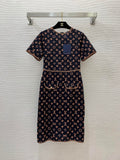 V all over presbyopia letter logo printed slim fit dress 0724052302