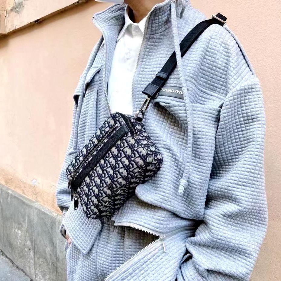 Fashionable and trendy casual shoulder bag PD10042102