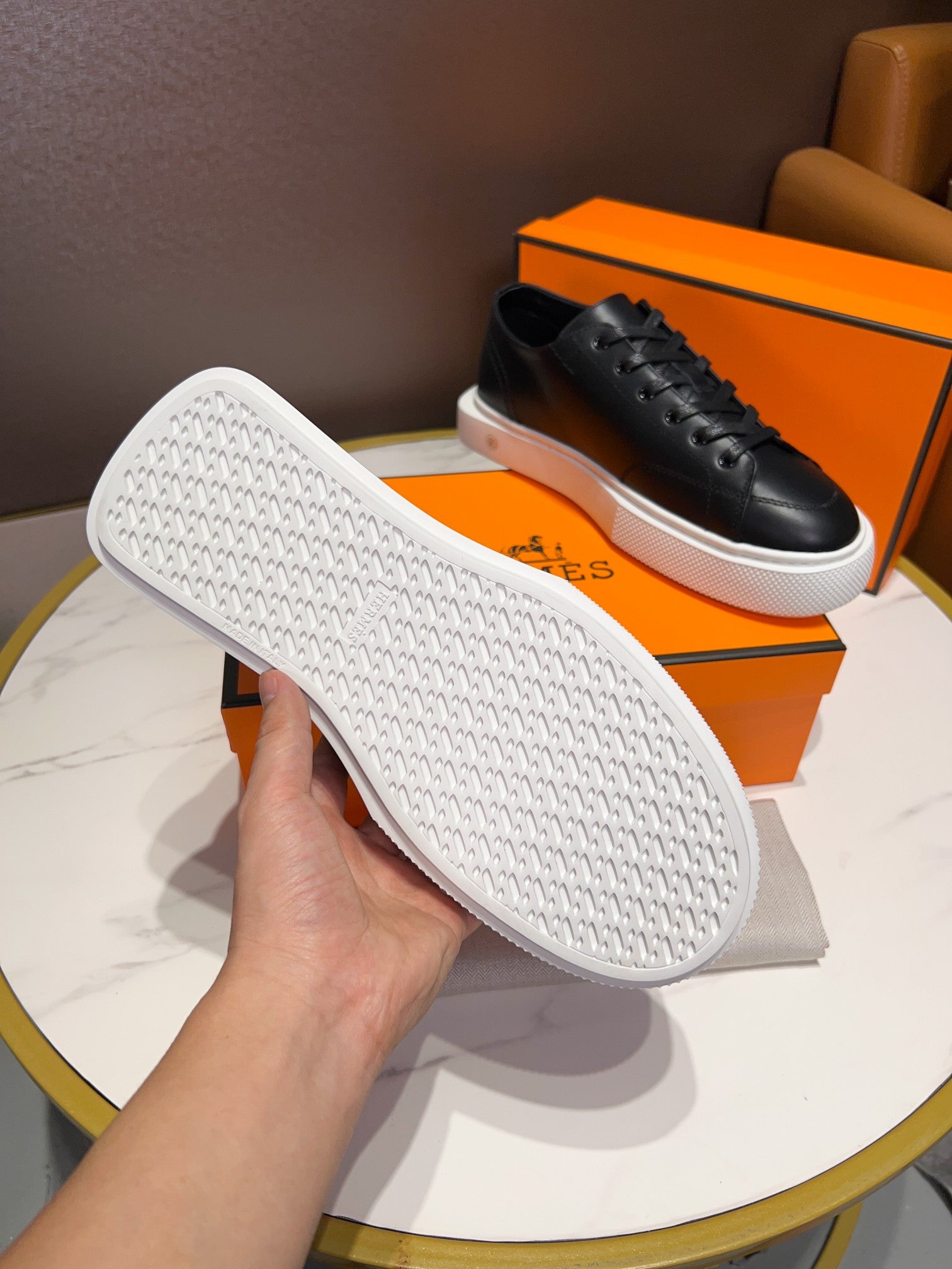 H Fashion Leather Lace-Up Sneakers 0724112204