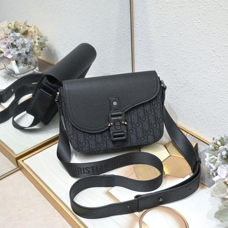Fashion Business One Shoulder Crossbody Bag 1023121306