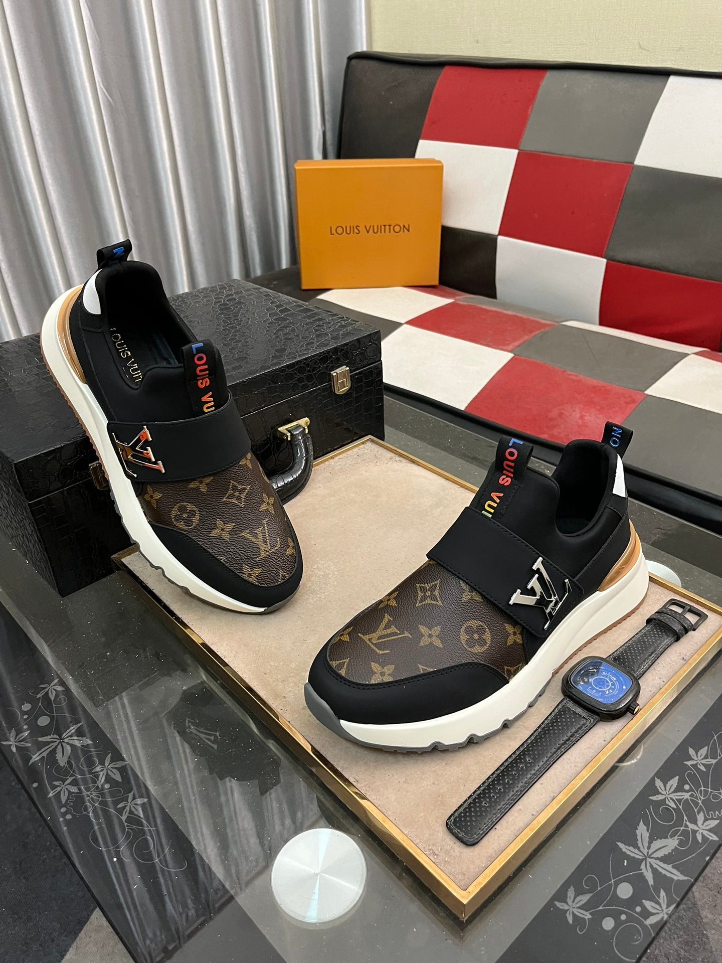 L fashion print rubber sole sneakers 0724120902