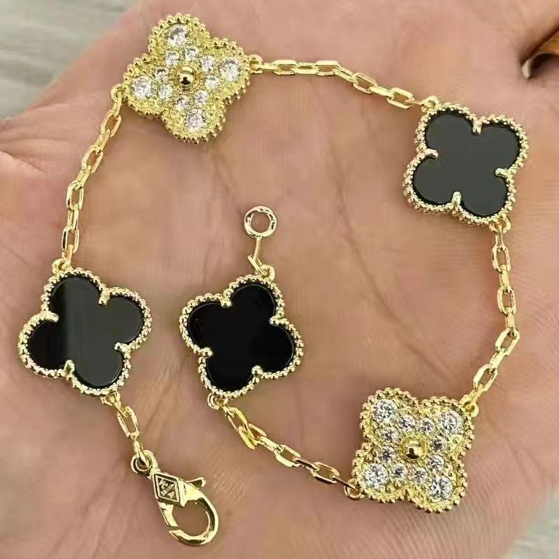 Versatile And Sophisticated Couple Bracelet 1024022615