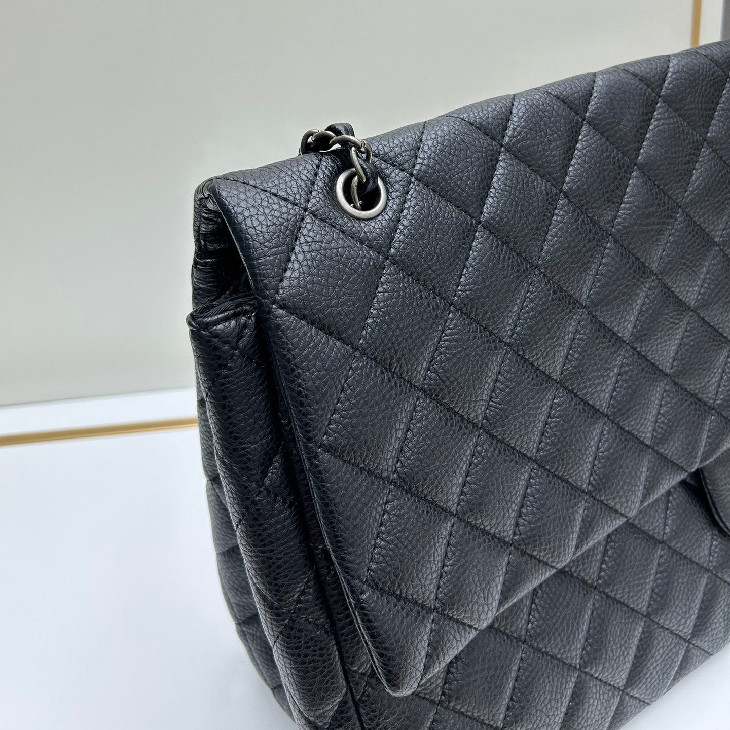CF oversized airport bag underarm bag 1824062403