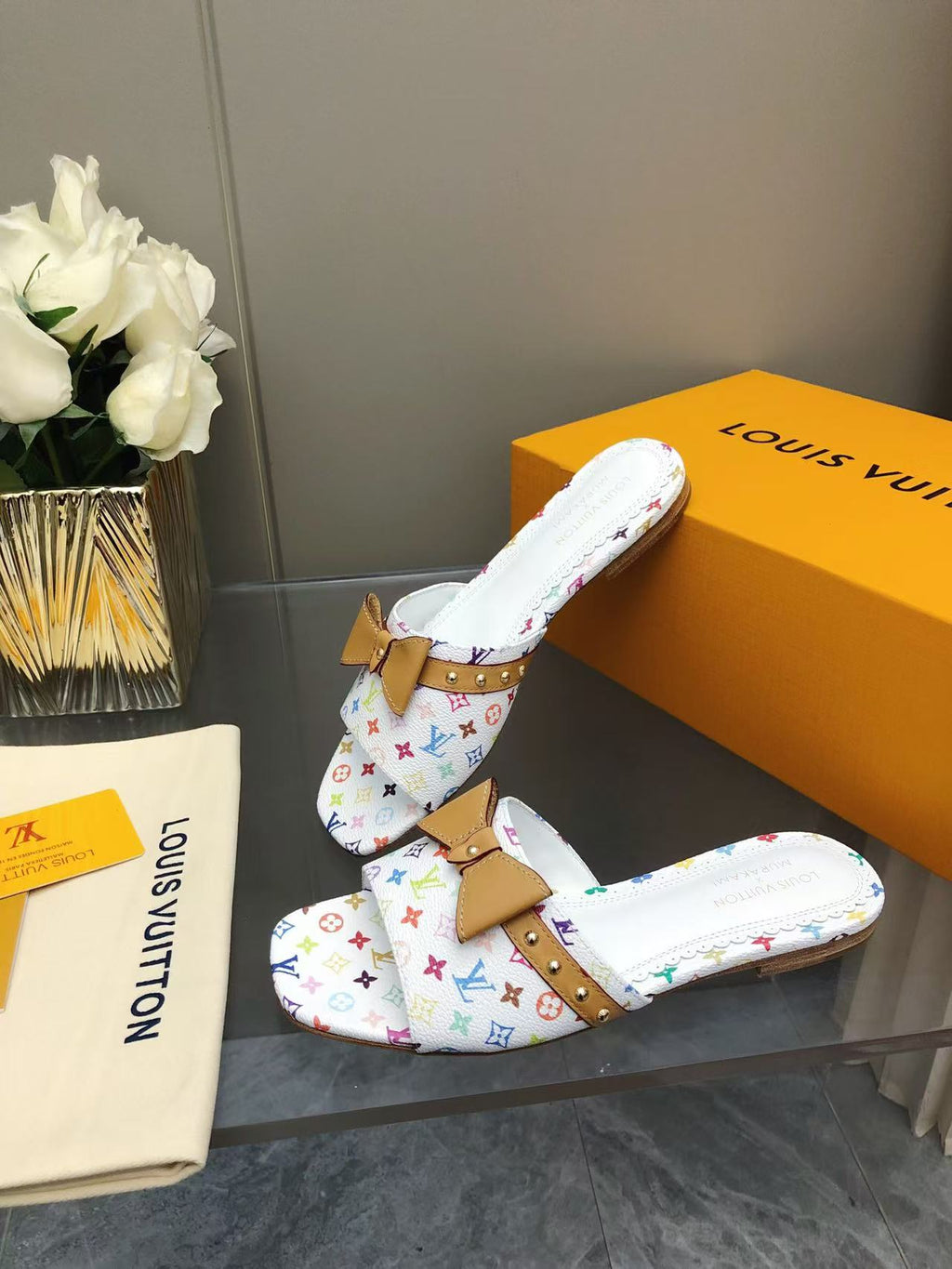 L fashion 3 color hot slippers 0725031903