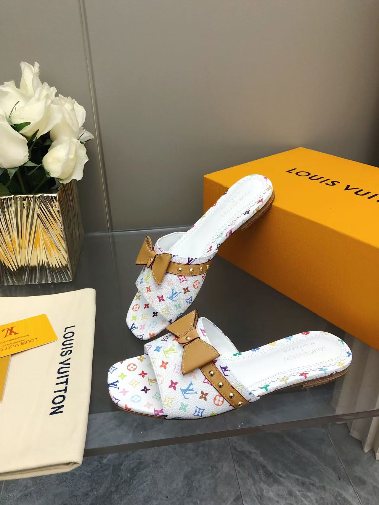 L fashion 3 color hot slippers 0725031903