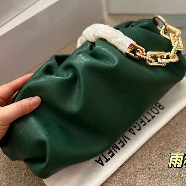 Fashion new cloud bag PD06230822301