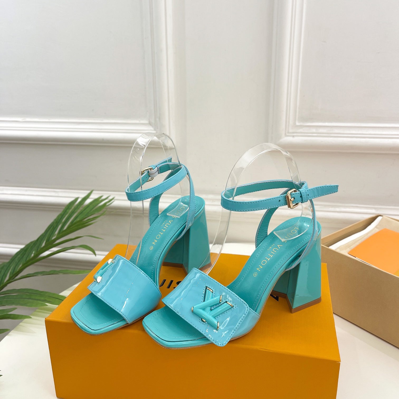 patent leather high-heeled sandals XC07032214