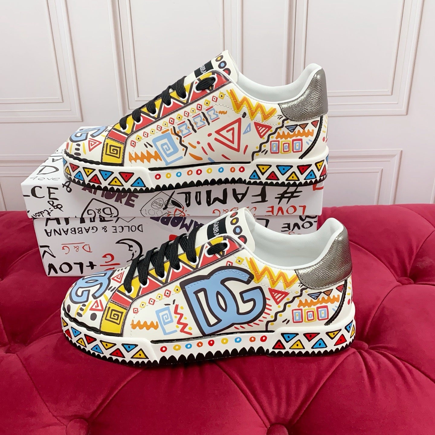 DG New Fashionable Printed Couple Sneakers 0726090320