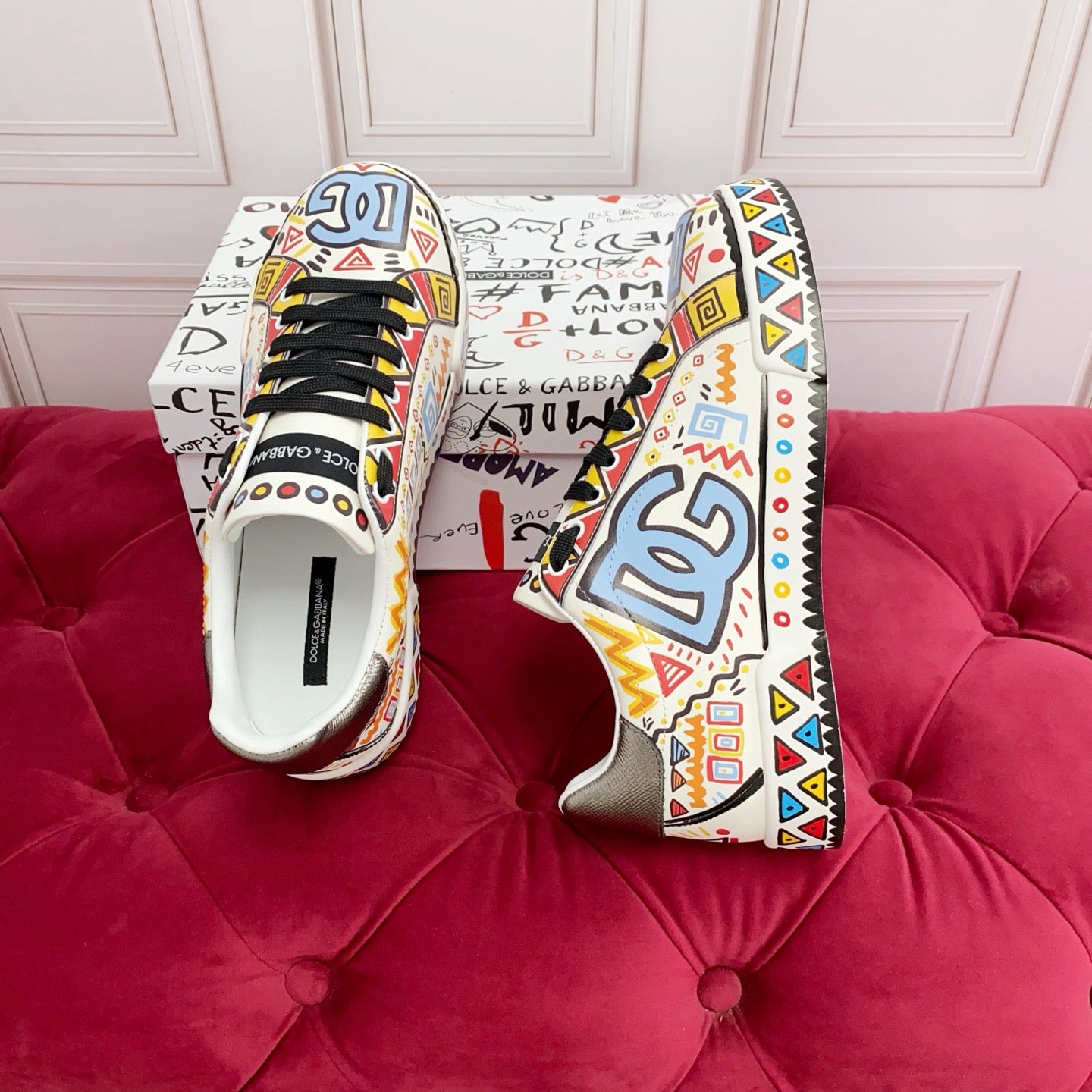 DG New Fashionable Printed Couple Sneakers 0726090320