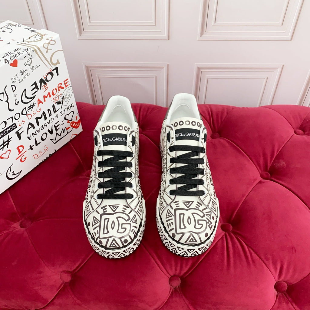 DG New Fashionable Printed Couple Sneakers 0726090321
