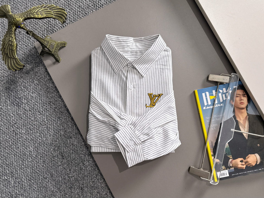 V Spring/Summer White Vertical Stripes Shirt 0726052715