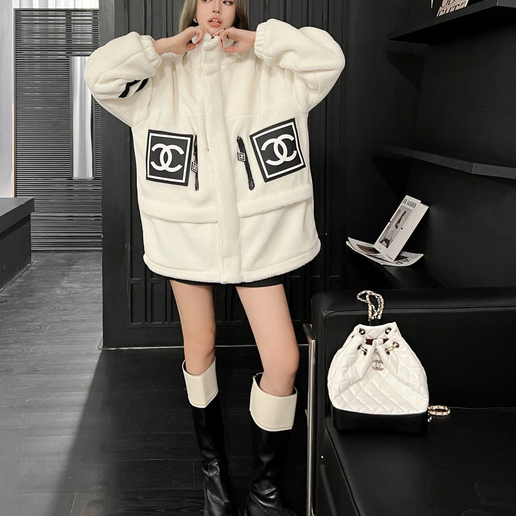 fashionable lambswool jacket XC0723111403