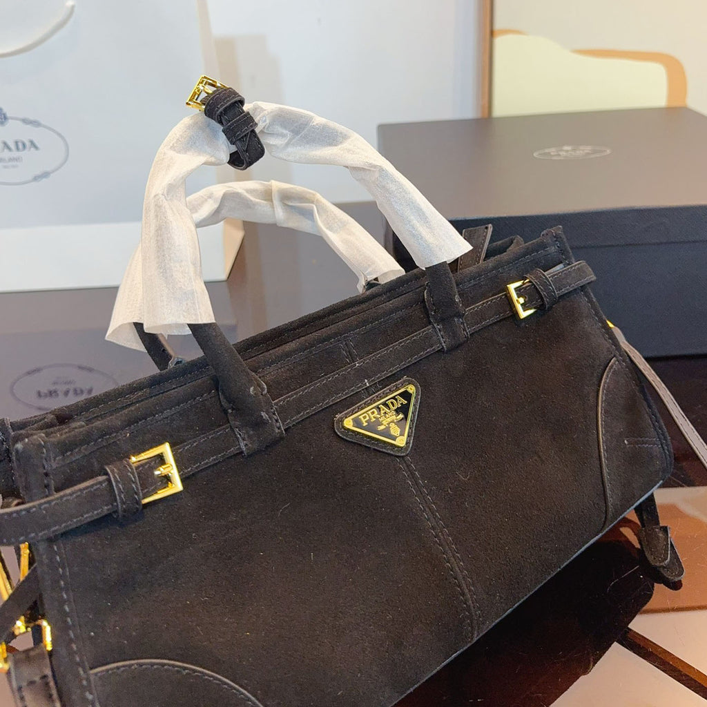 PAR SoftLux suede horizontal shoulder bag XC24092314
