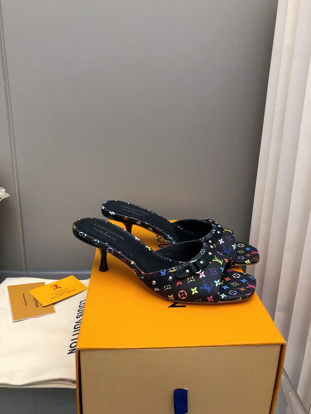 L fashion 3 color hot style high heel slippers 0725031902