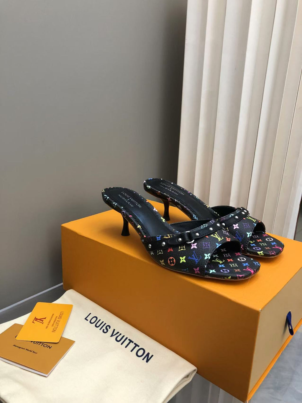 L fashion 3 color hot style high heel slippers 0725031902