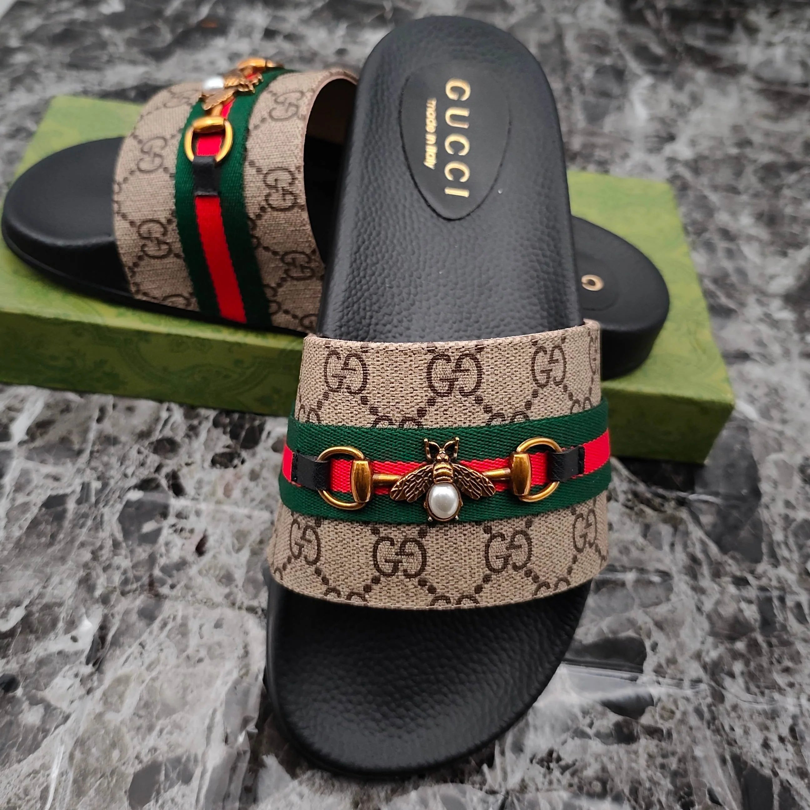 New fashion men's and women's sandal slippers 25032810