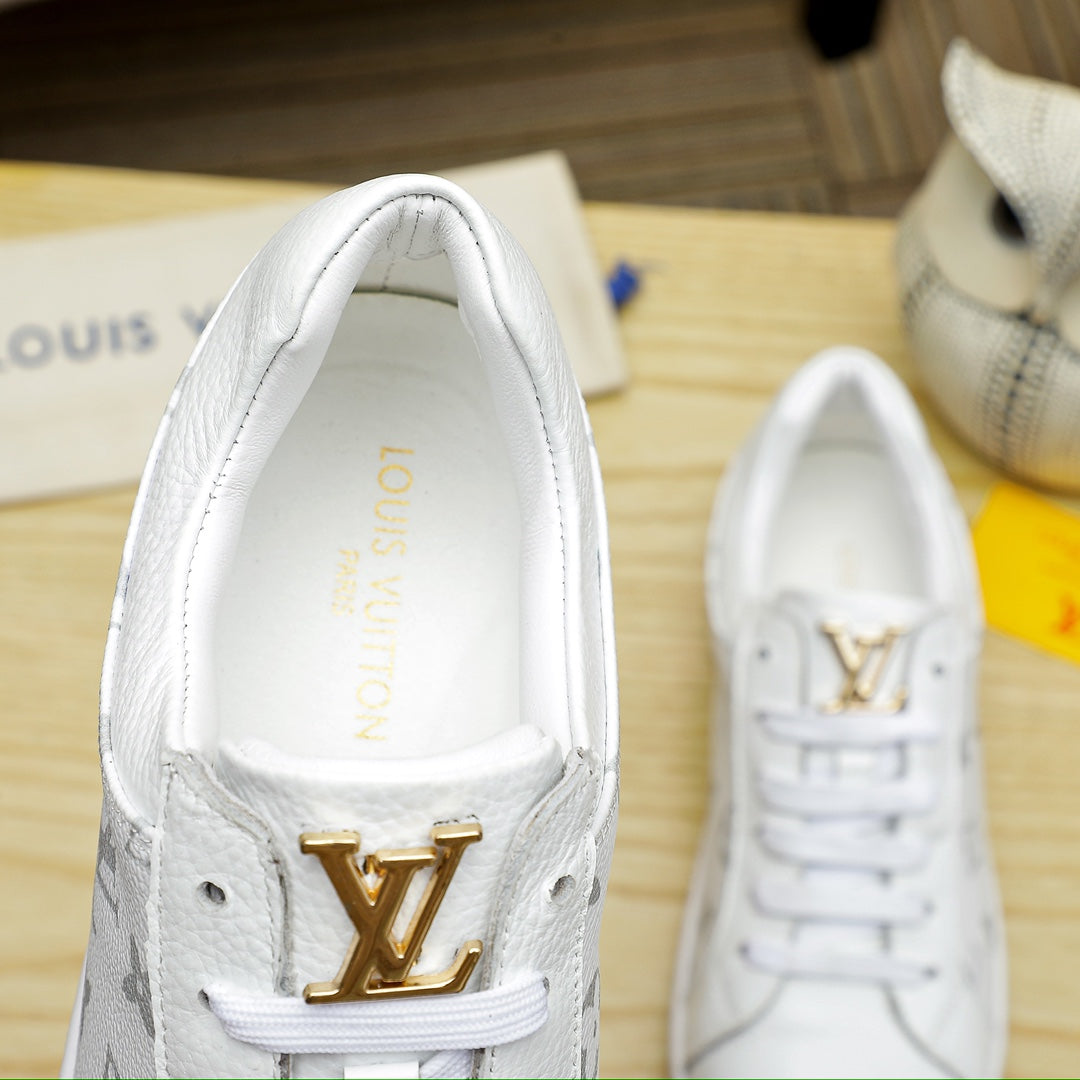 L classic monogram leather flat sneakers 0724122410