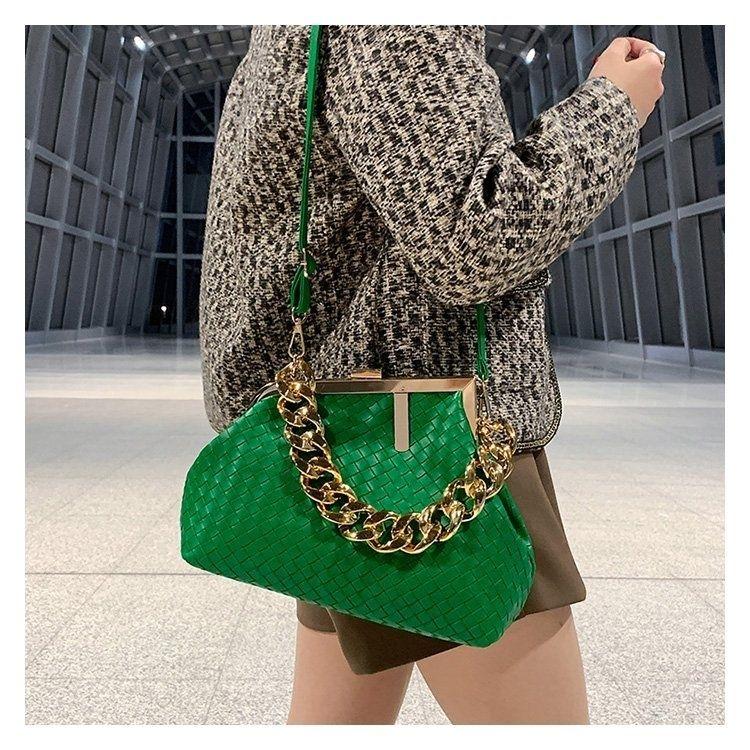 Fashion Woven All-match Shoulder Bag 1024071805