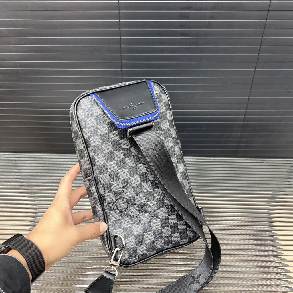 Unisex shoulder bag 1024111205
