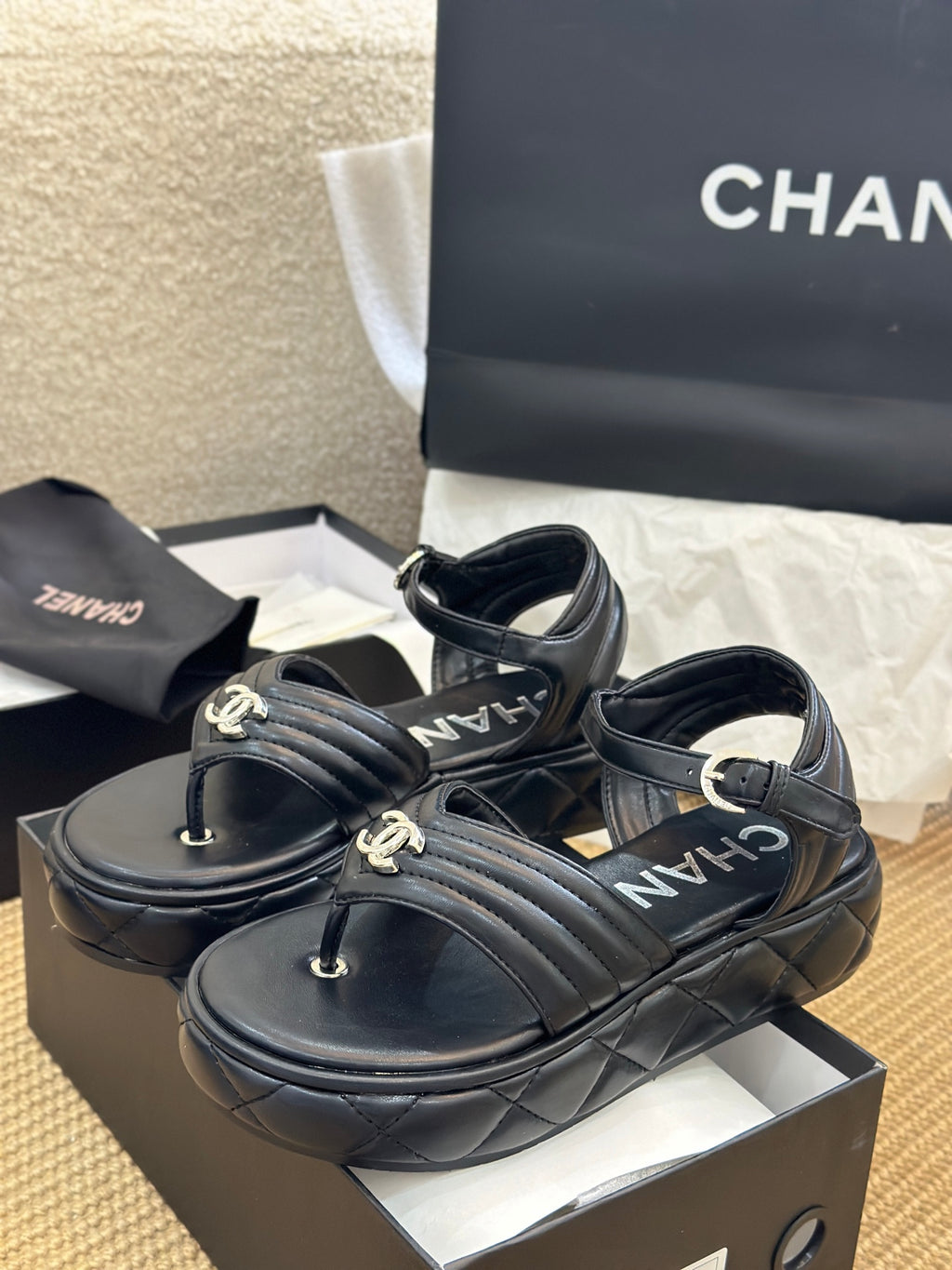 fashion diamond thick-soled sandals 0725050802
